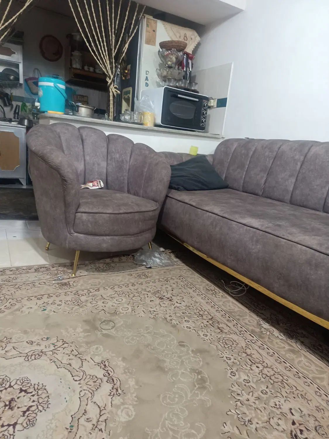 مبل|مبلمان خانگی و میز عسلی|رشت, کوی غلام نیا|دیوار