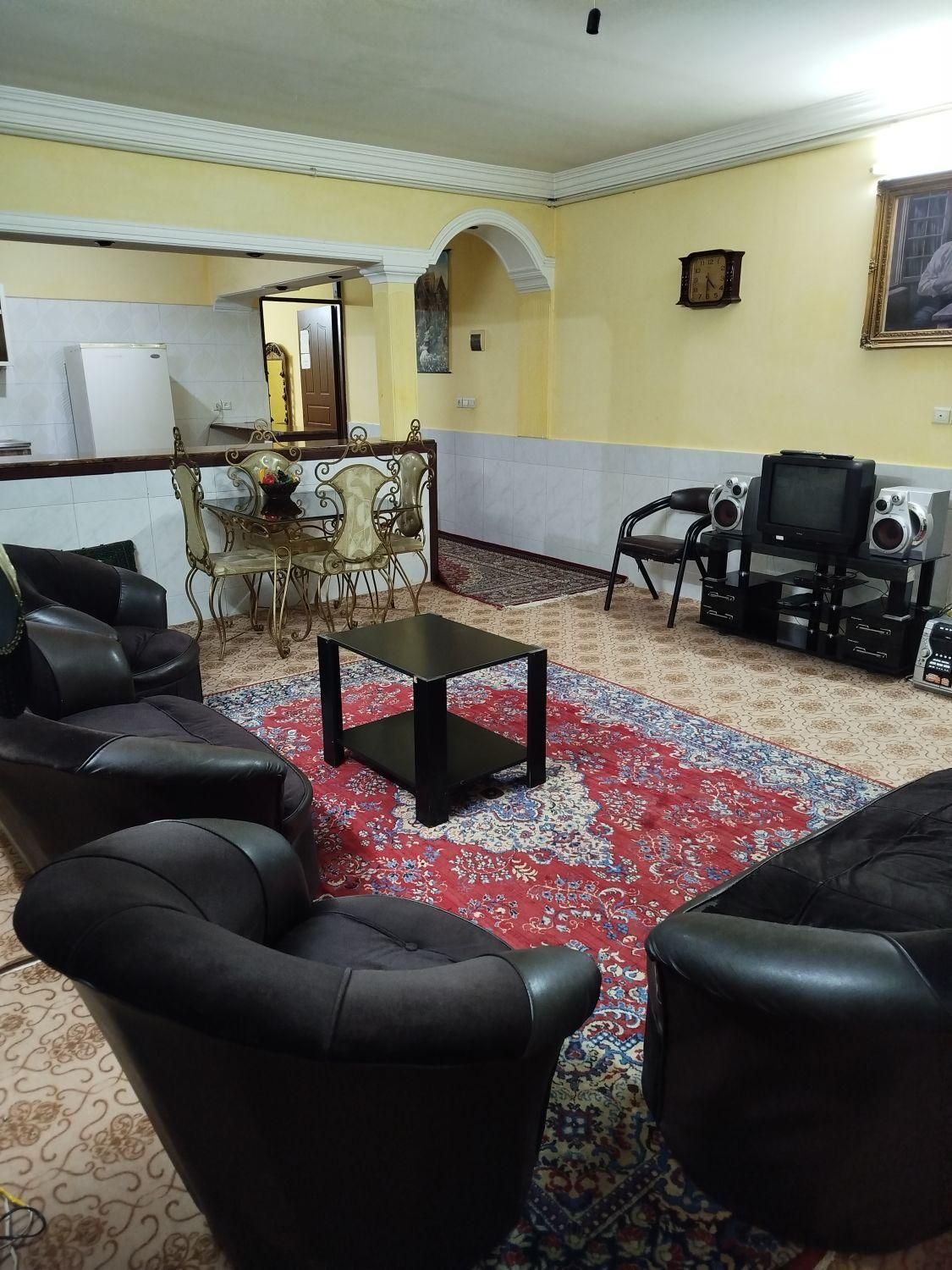 اجاره روزانه سوییت ویلایی دربست با پارکینگ|اجارهٔ کوتاه‌مدت آپارتمان و سوئیت|گلبهار, شهر جدید گلبهار|دیوار