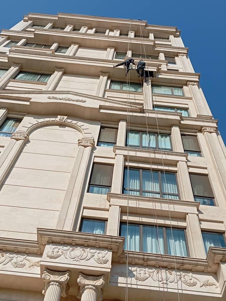 پیچ رولپلاک سنگ نما شستشو رنگ نصب چراغ راپل طناب|خدمات پیشه و مهارت|کرج, مصباح|دیوار