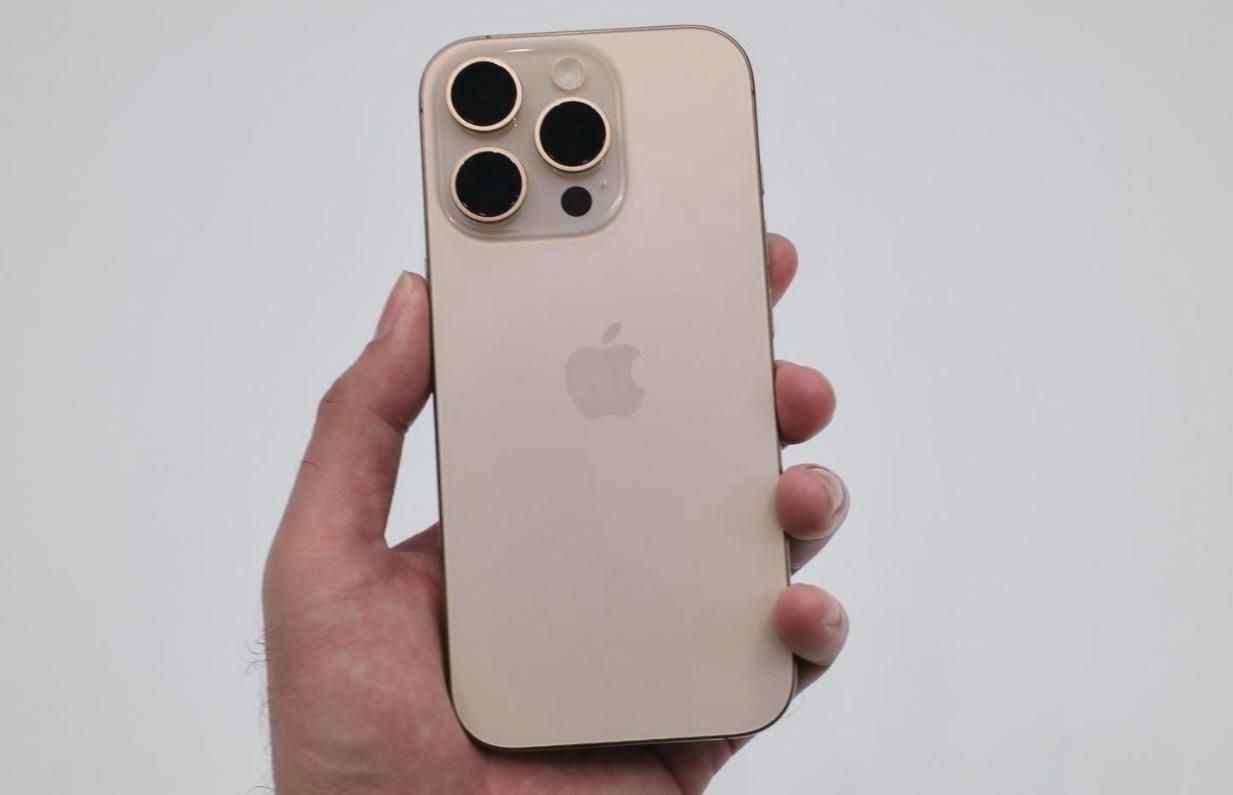 ایفون ۱۶ تمام رنگ ها پرومکس|موبایل|مشهد, احمدآباد|دیوار