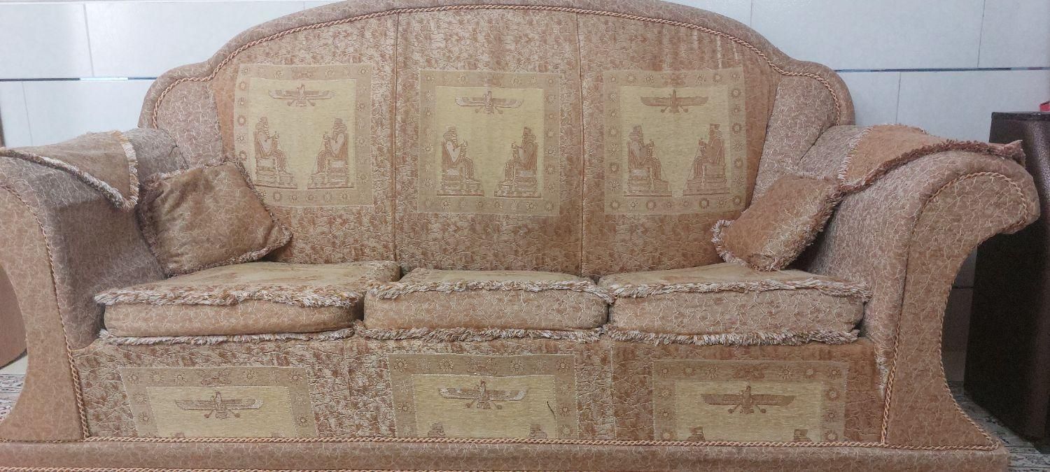 مبلمان ۷ نفره|مبلمان خانگی و میز عسلی|اصفهان, خوراسگان|دیوار