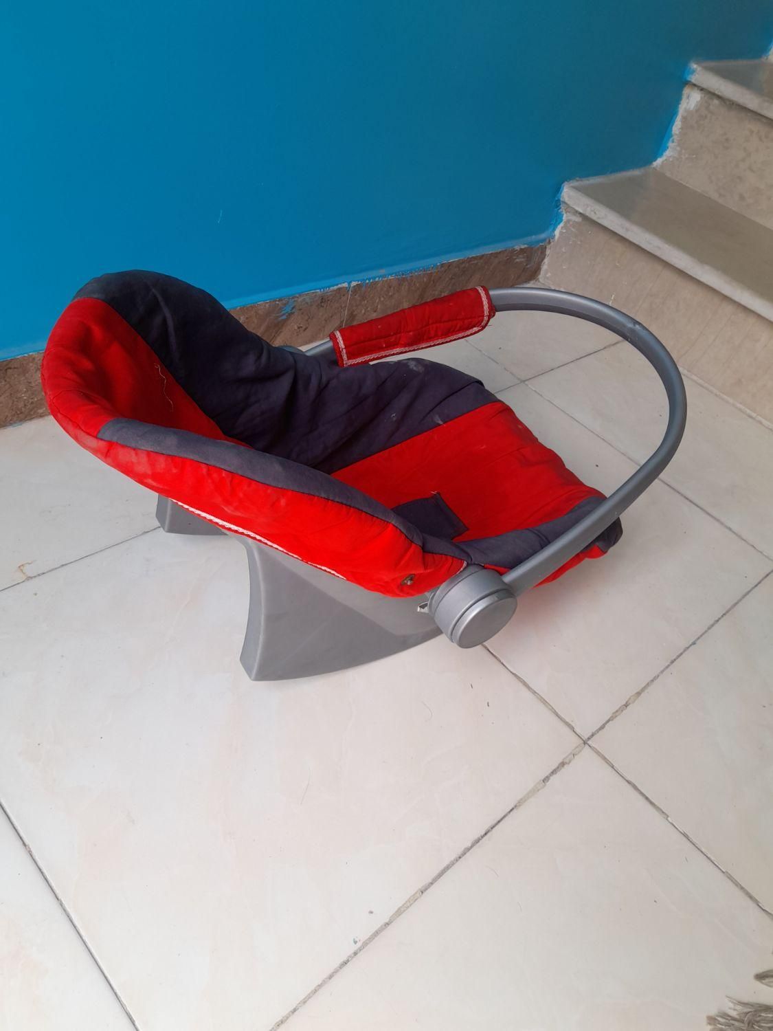 کرییرکودک|کالسکه و لوازم جانبی|تهران, نیروی هوایی (پیروزی)|دیوار