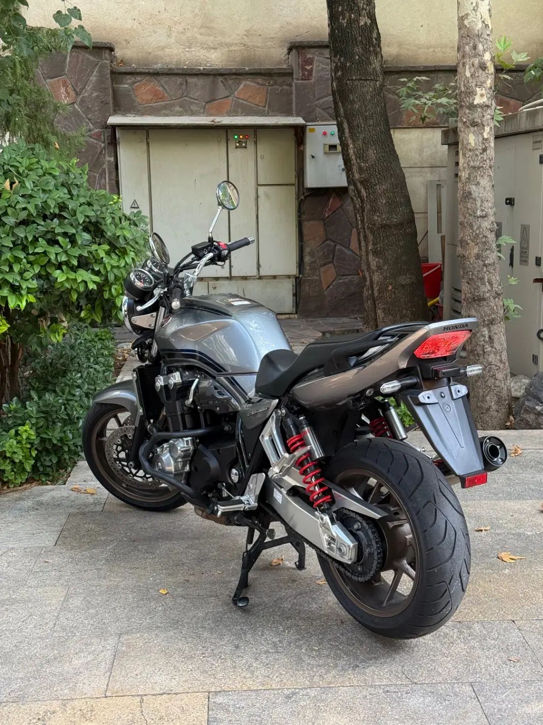 Cb1300|موتورسیکلت|تهران, آجودانیه|دیوار