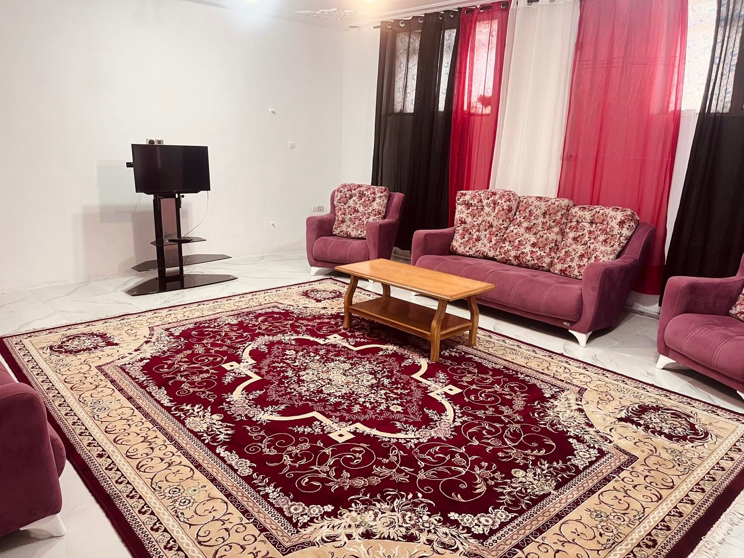 اجاره اپارتمان جکوزی دار گردشگری مبله|اجارهٔ کوتاه‌مدت آپارتمان و سوئیت|اصفهان, دانشگاه اصفهان|دیوار