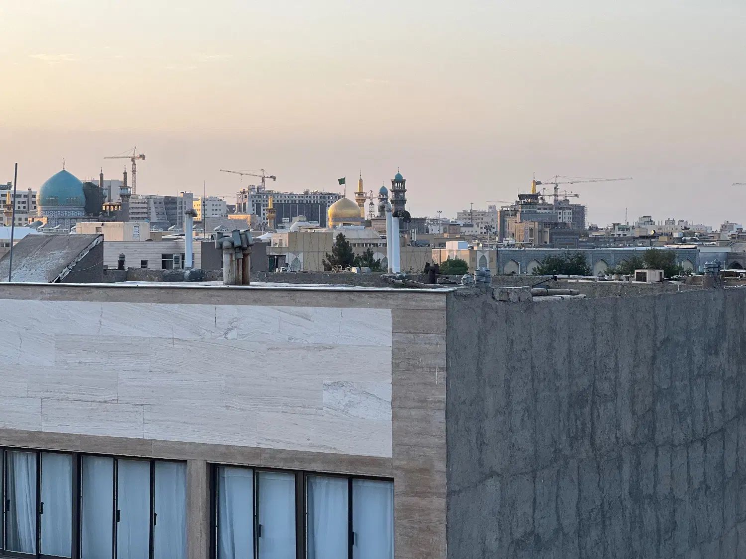 نزدیکترین سوییت اپارتمان مبله باامکانات ب حرم مطهر|اجارهٔ کوتاه‌مدت آپارتمان و سوئیت|مشهد, عیدگاه|دیوار