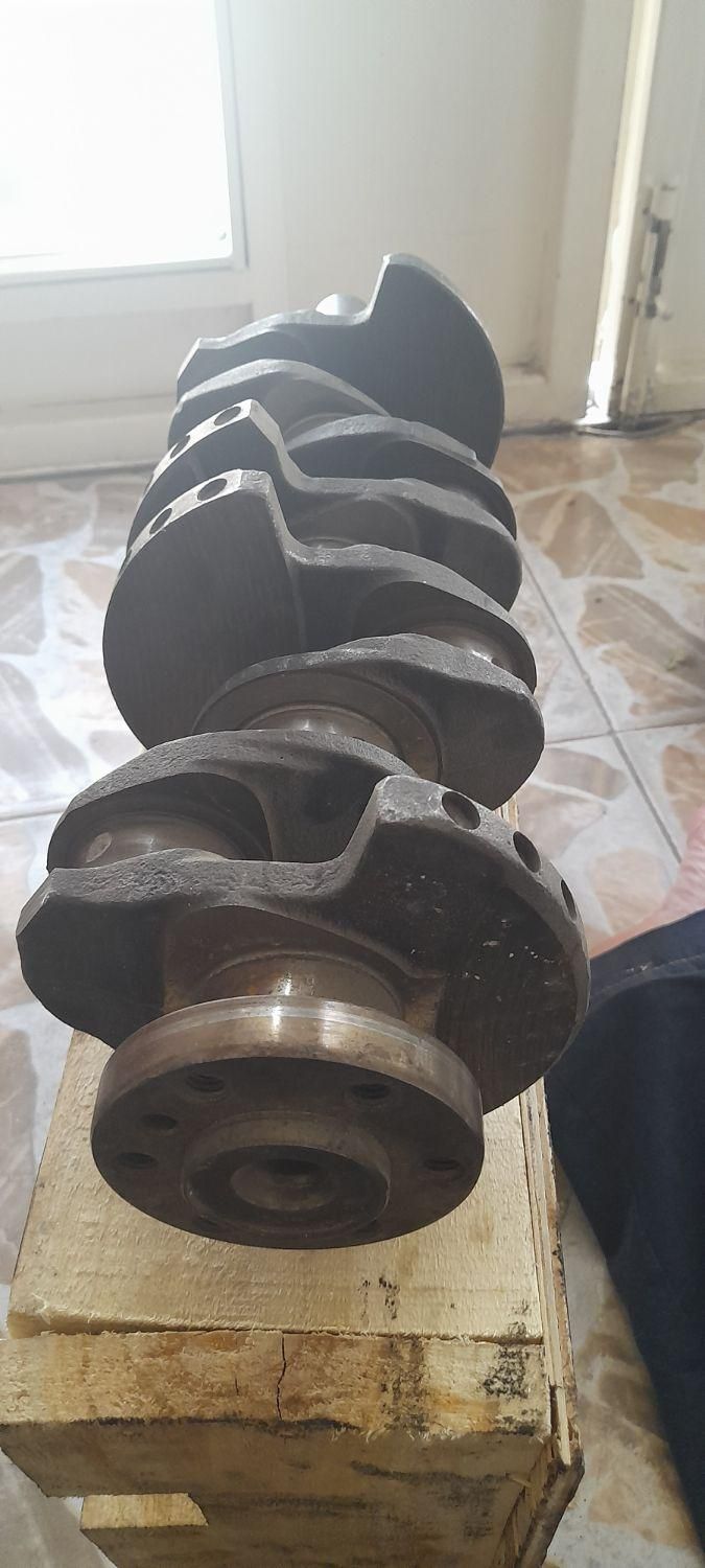 وسایل  خودرو ۲۰۶ موتور فرانسوی ویک عدد لاستیک ۱۴|قطعات یدکی و لوازم جانبی|اصفهان, مسجد مصلی|دیوار