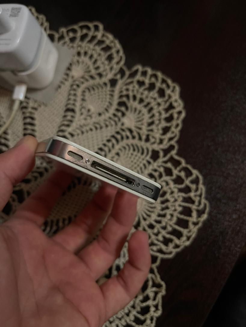 اپل iPhone 4s سفید اصل|موبایل|رشت, انصاری|دیوار