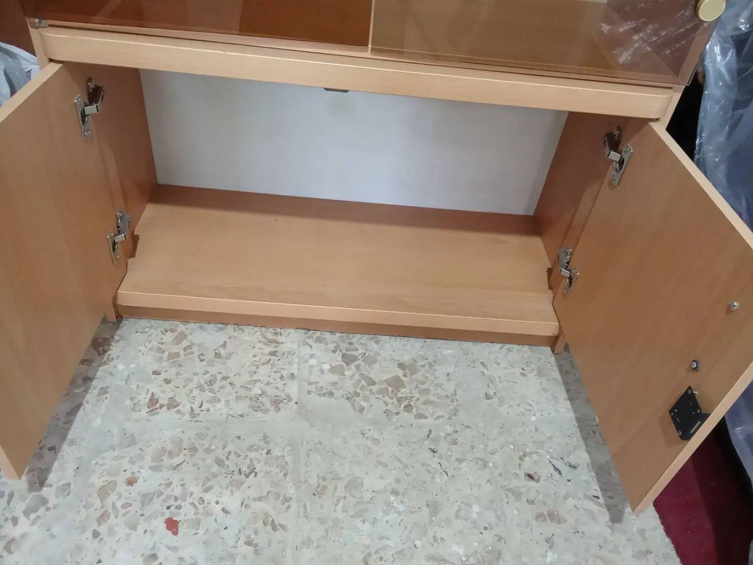 کتابخانه|کتابخانه، شلف، قفسه‌های دیواری|تهران, بهارستان|دیوار