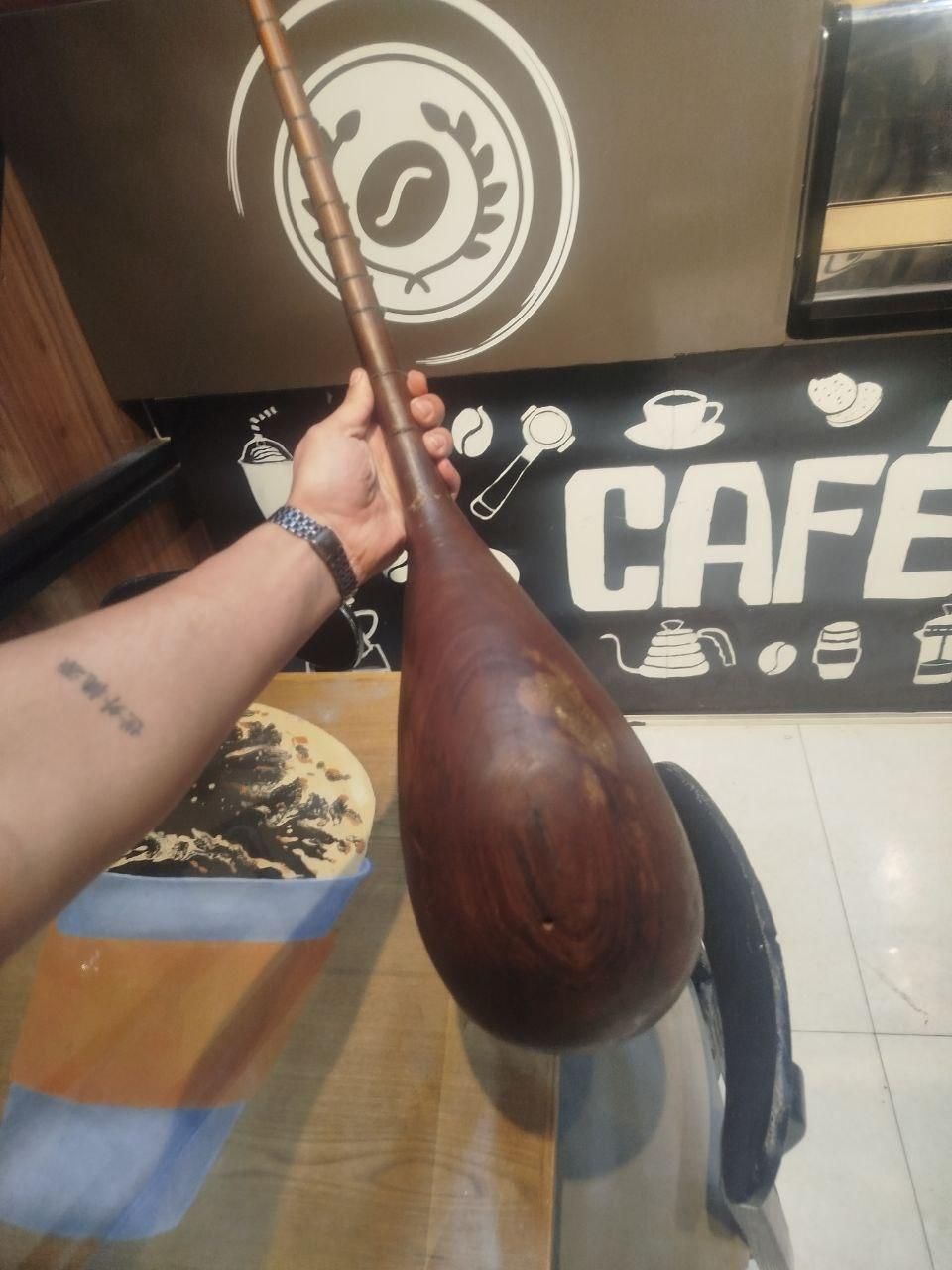 دوتار خراسان شمالی|سازهای سنتی|نیشابور, هفده شهریور|دیوار