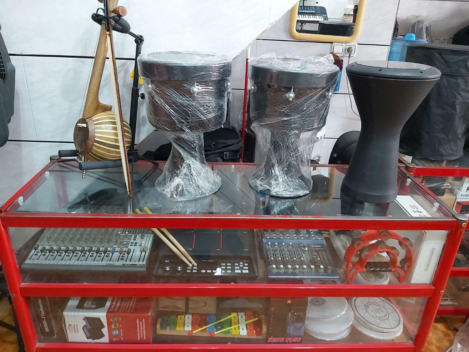 انواع ارگ (کیبورد) ، سازهای کلاسیک و ایرانی|پیانو، کیبورد، آکاردئون|دزفول, |دیوار