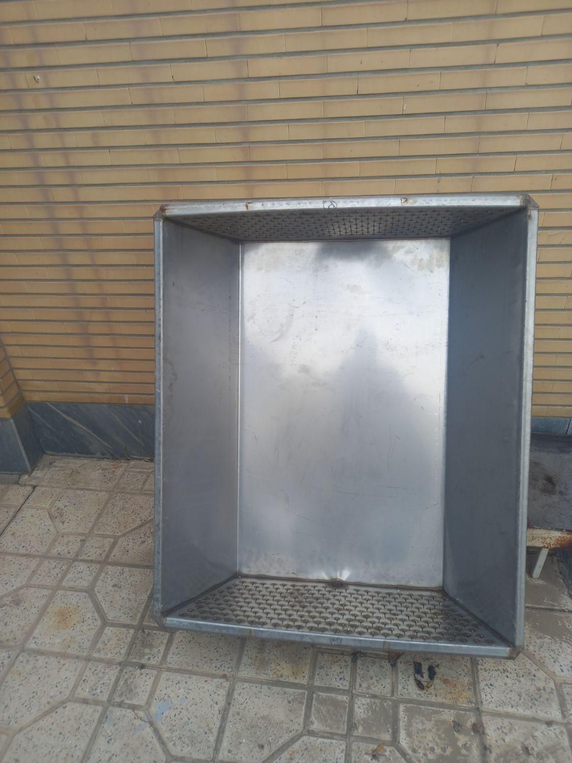 دیگ پخت و وان نبات|ظروف پخت‌وپز|اصفهان, قلعه طبره|دیوار