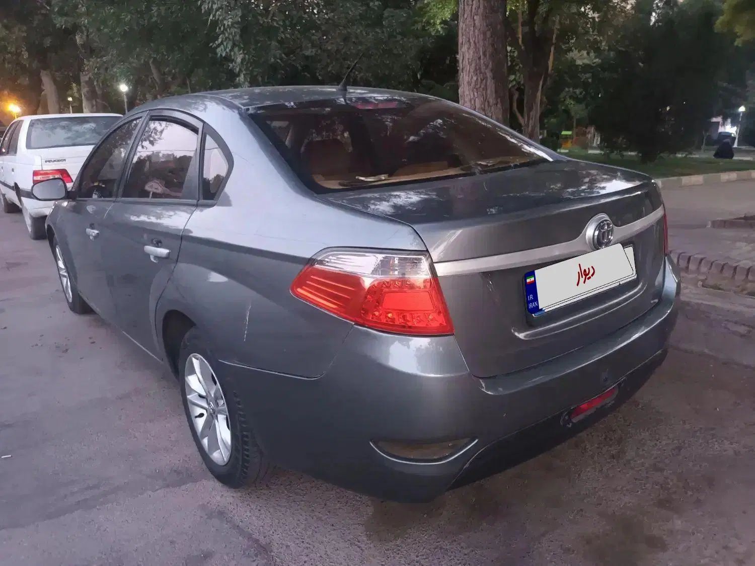 برلیانس H330 اتوماتیک 1500cc، مدل ۱۳۹۵|خودرو سواری و وانت|مشهد, هدایت|دیوار