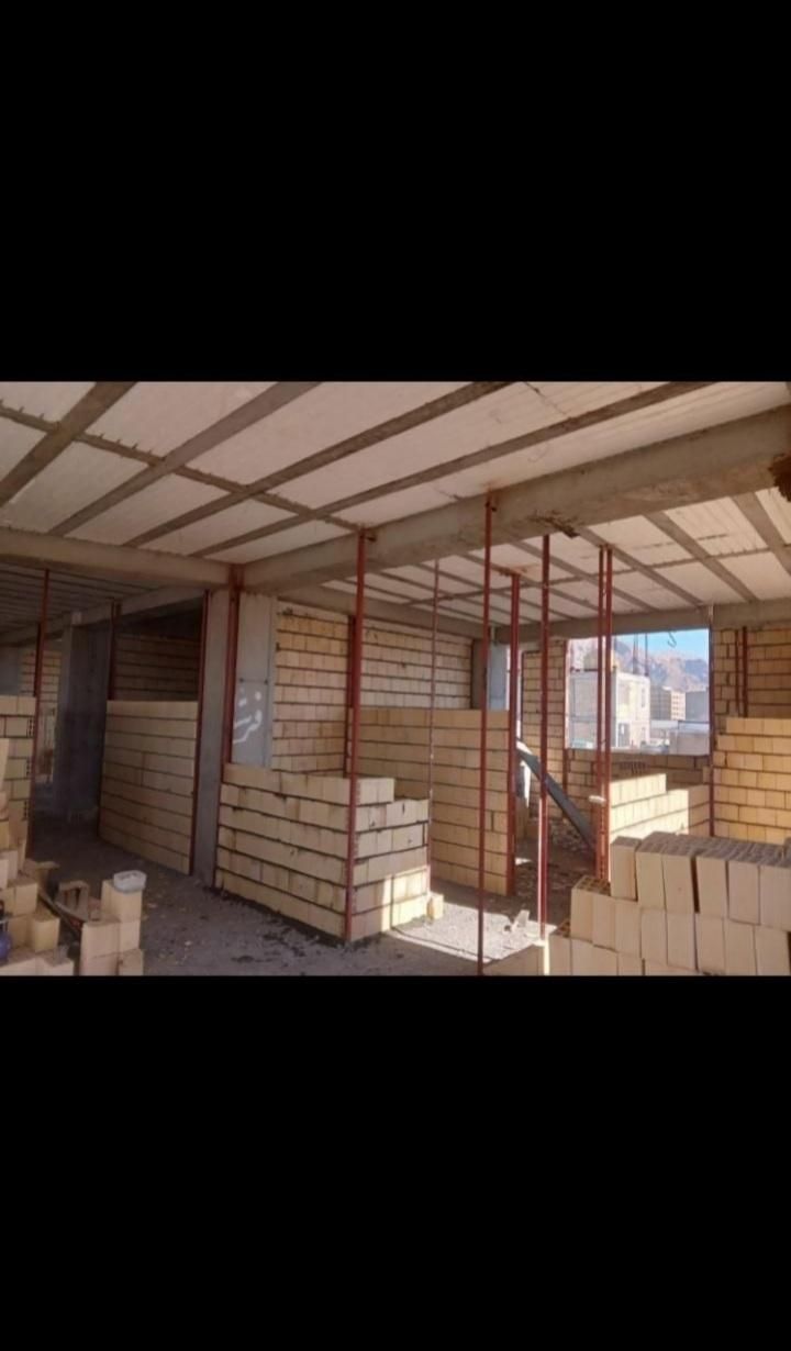 بنا هستم کلیه کارهای بنایی جزئی وکلی پذیرفته میشود|خدمات پیشه و مهارت|تویسرکان, |دیوار