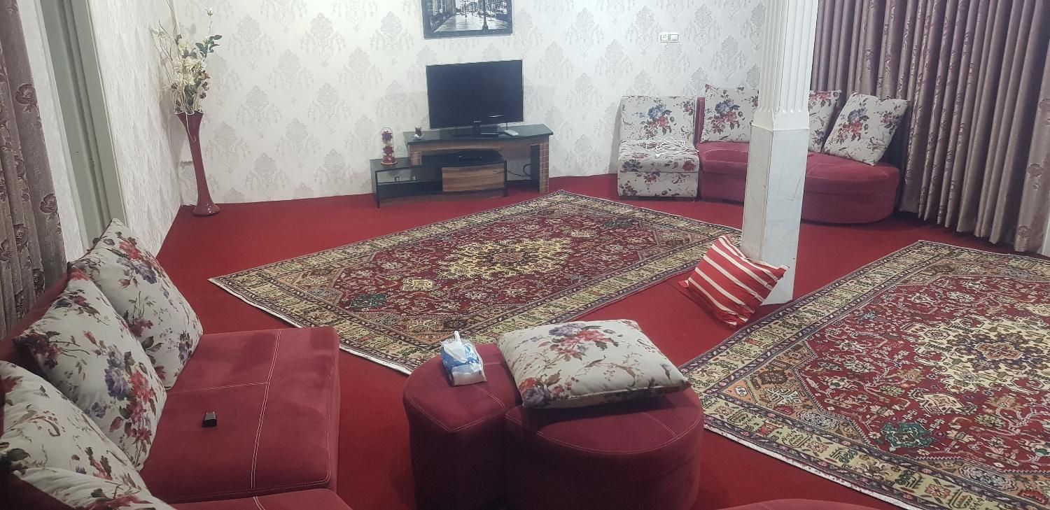مبل راحتی ال|مبلمان خانگی و میز عسلی|خلخال, |دیوار
