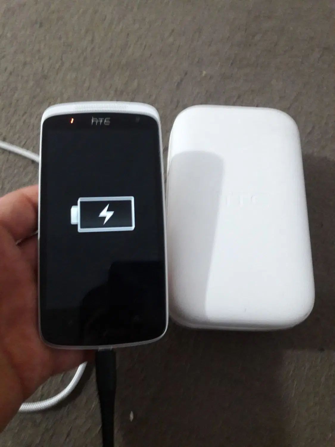 گوشیhtc احتمالا مدل دیزایر500|موبایل|تهران, آبشار|دیوار