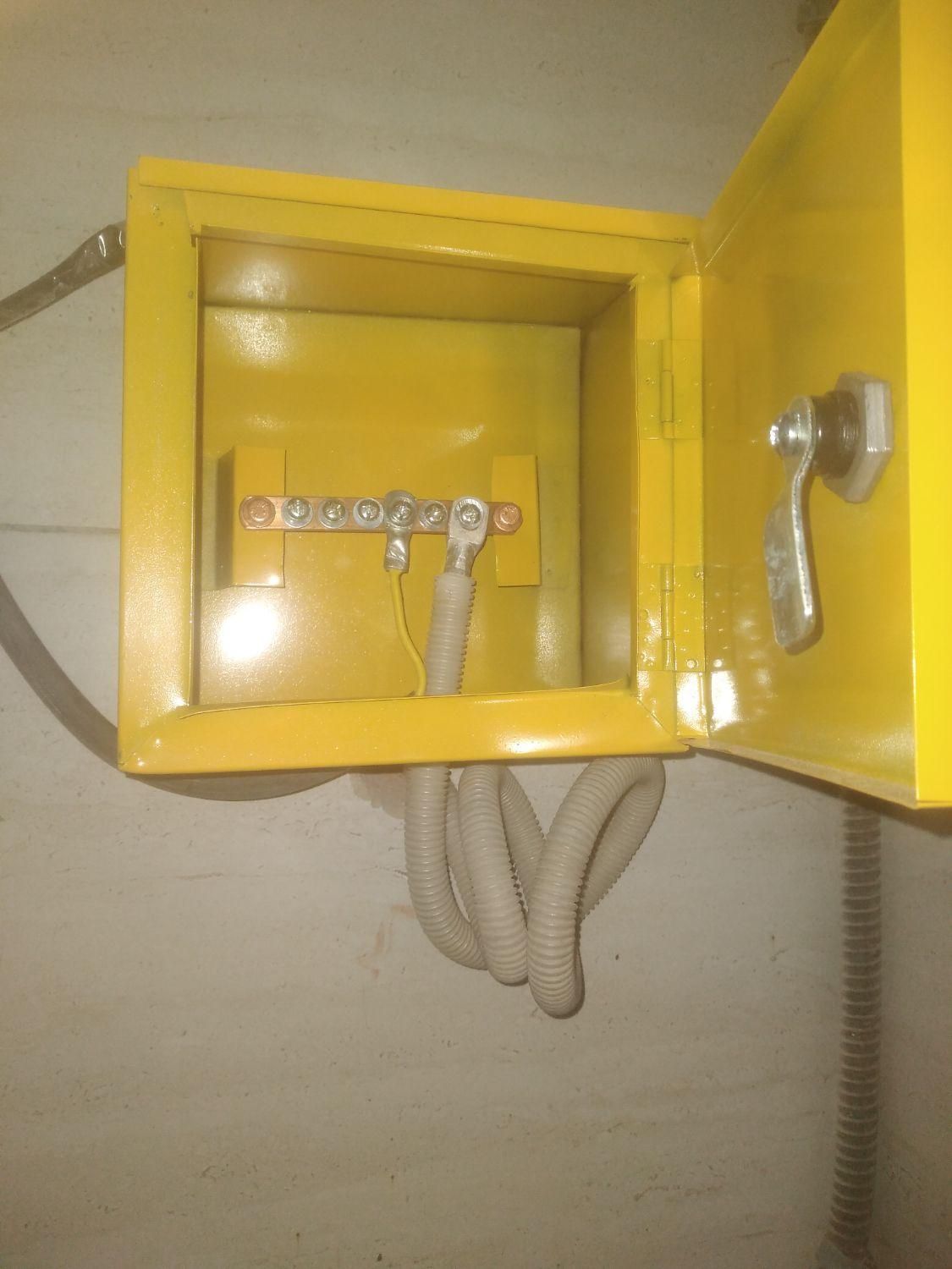 برق برقکار و خرده کاری|خدمات پیشه و مهارت|کهنوج, |دیوار