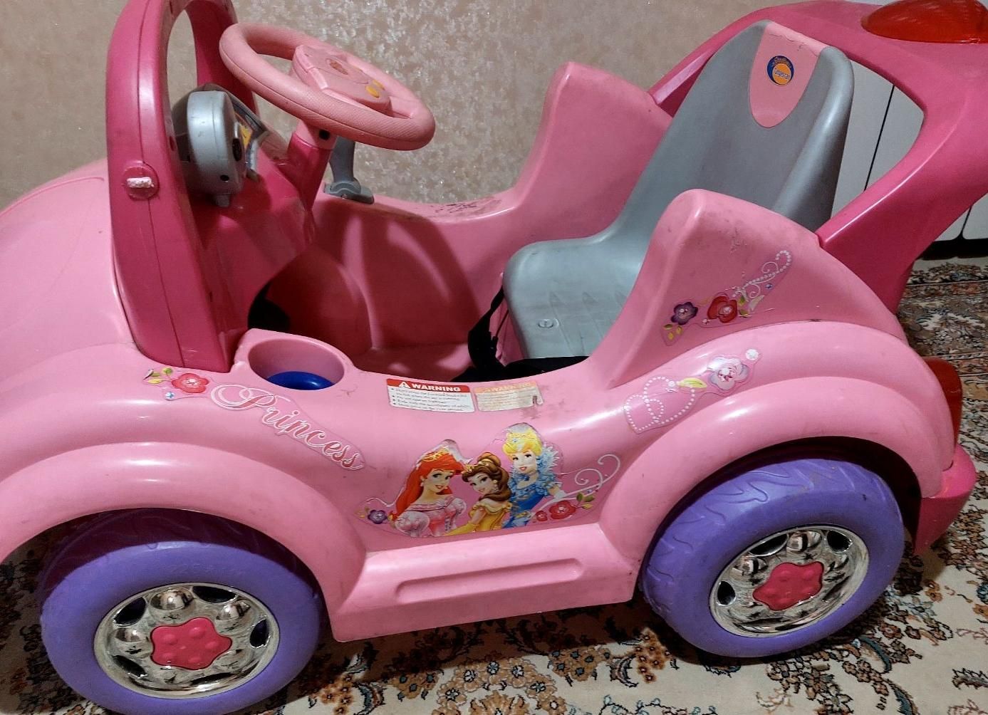 ماشین شارژی سالم و تمیز|اسباب‌‌بازی|دماوند, گیلاوند|دیوار