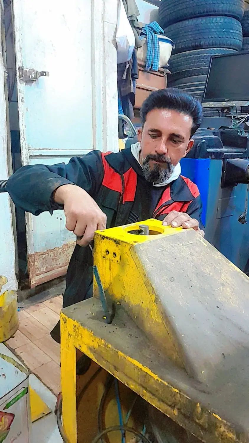 تعمیرات لاستیک درار و بالانس و گیربکس و جک دوستون|فروشگاه و مغازه|اهواز, زندوکیلی|دیوار