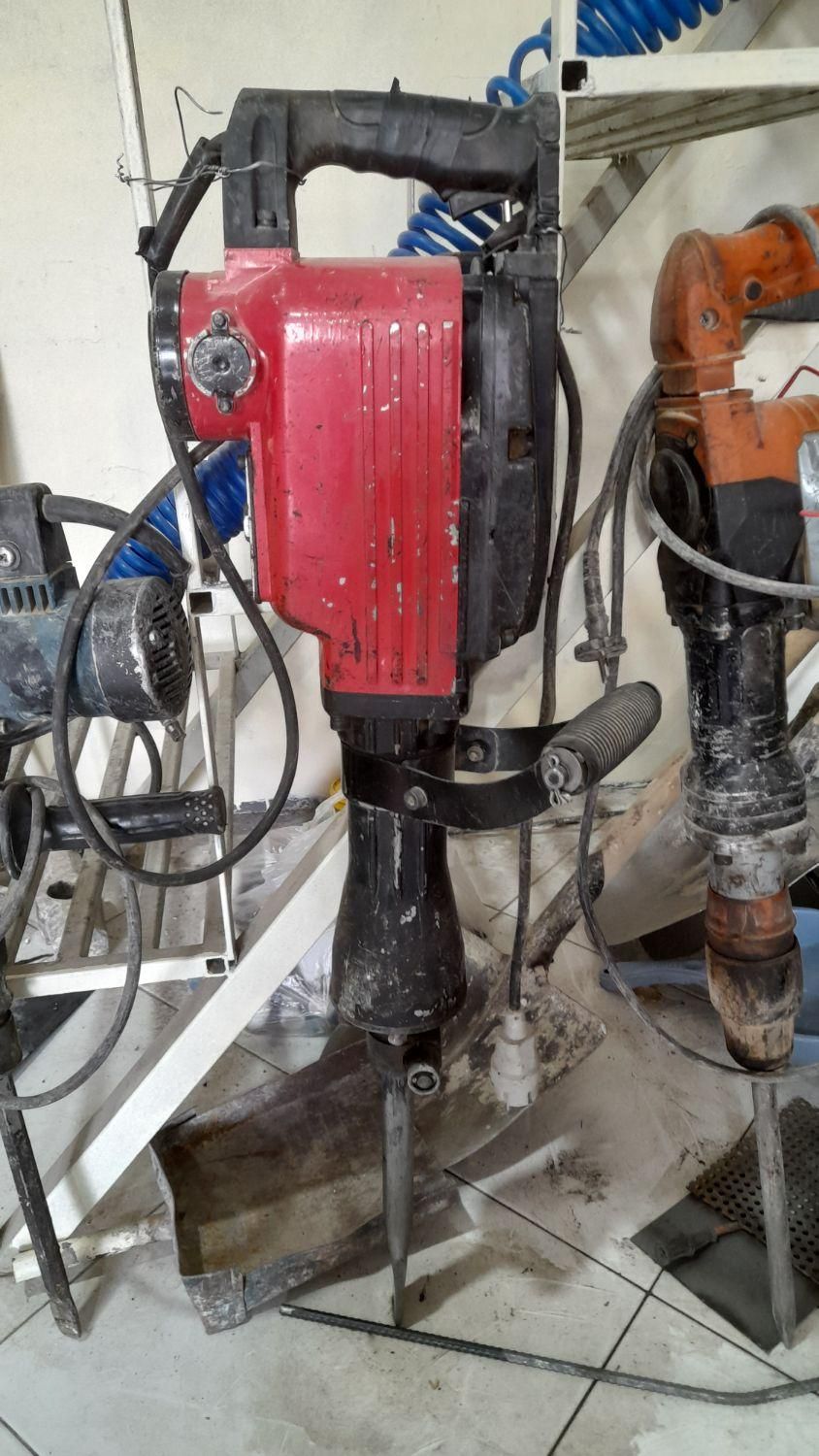 اجاره هیلتی و لوازم کار و بازسازیساختمان|خدمات پیشه و مهارت|مشکین‌دشت, |دیوار