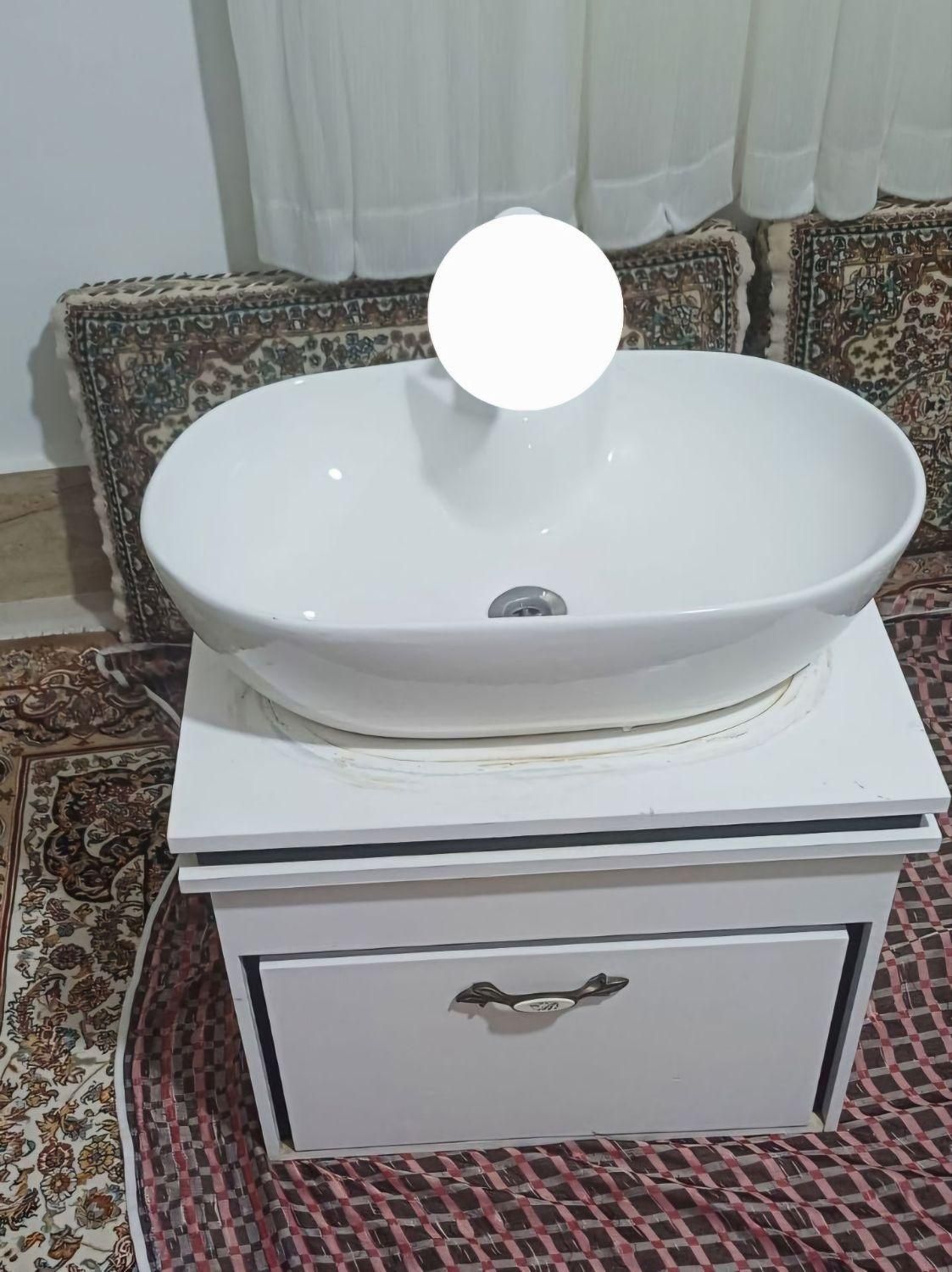 روشویی کابینت وآینه ست|لوازم سرویس بهداشتی|سنندج, |دیوار