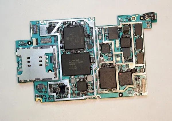 برد۸ گیگ iphone 3gs|لوازم جانبی موبایل و تبلت|تهران, شهران جنوبی|دیوار