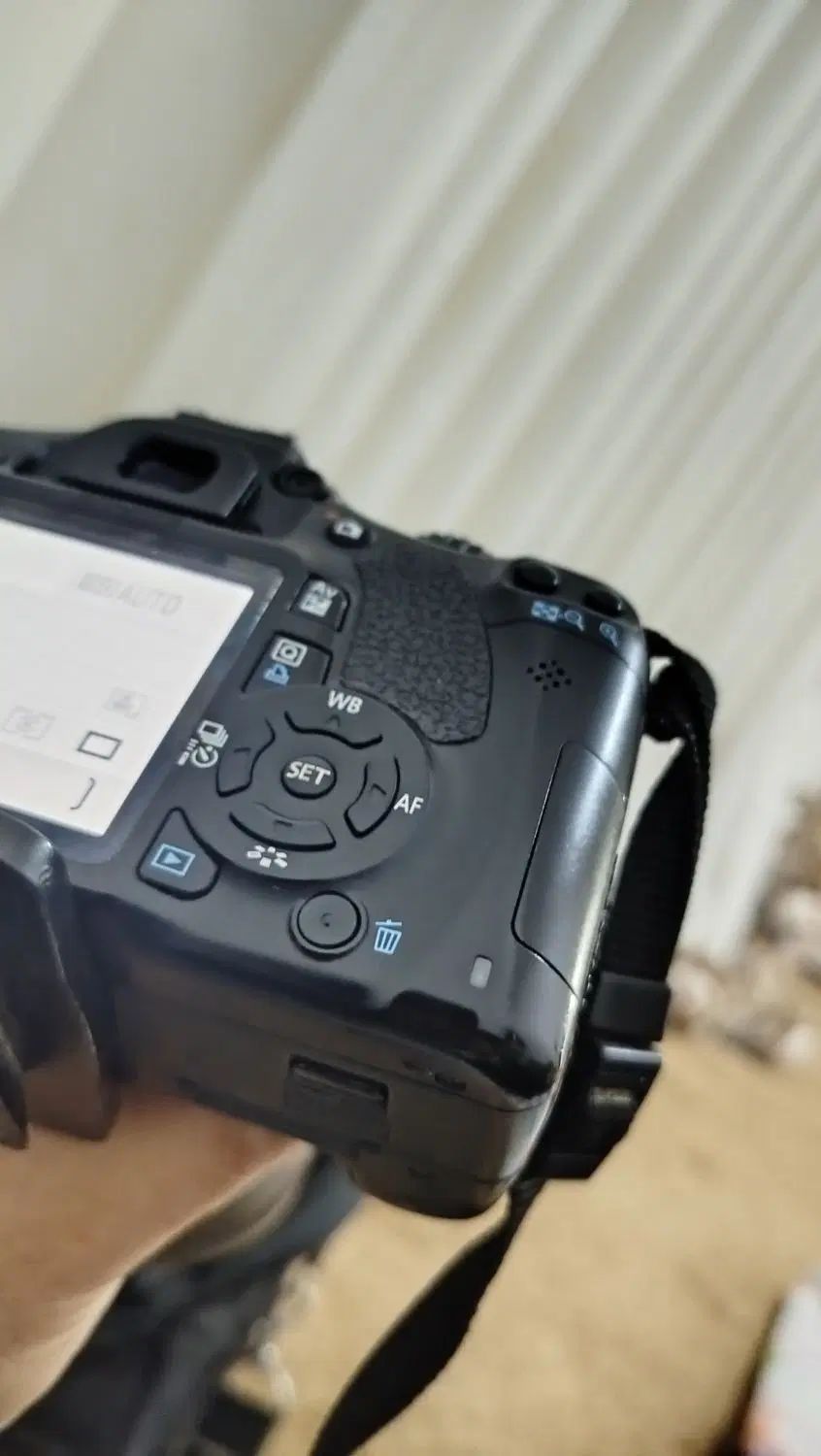 در دوربین canon550d|دوربین عکاسی و فیلم‌برداری|کرمانشاه, |دیوار