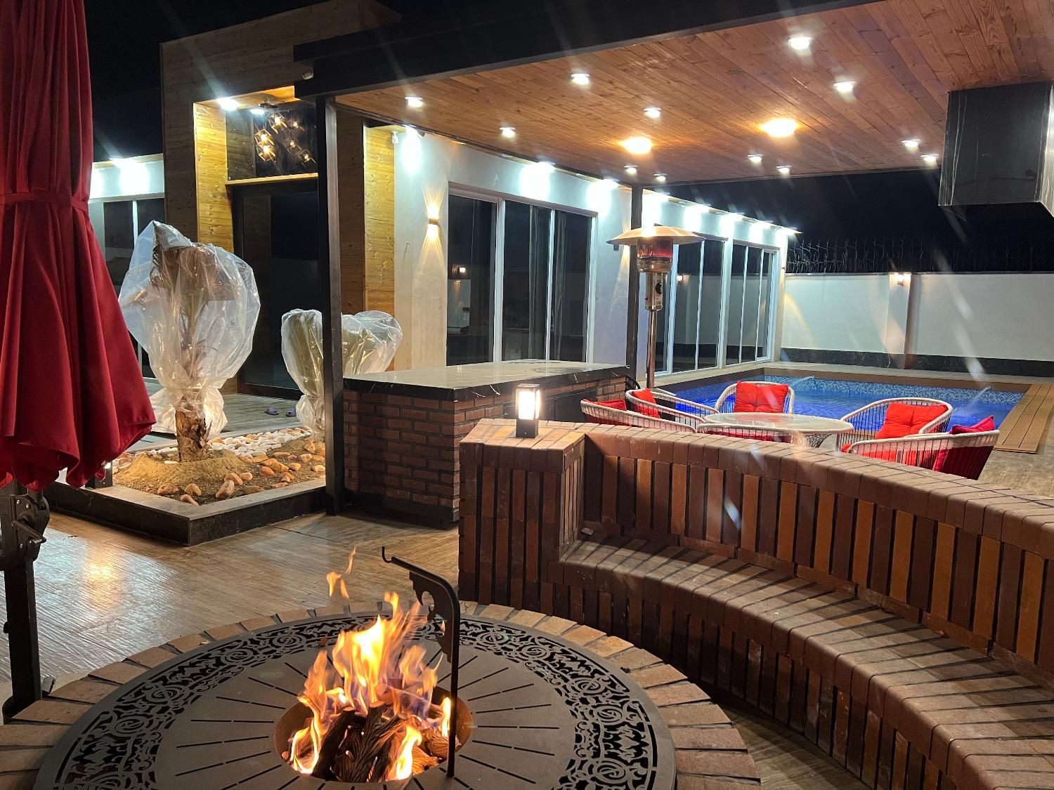 اجاره باغ ویلااستخر ابگرم کردان بدون واسطه از مالک|اجارهٔ کوتاهمدت ویلا و باغ|کرج, باغستان|دیوار