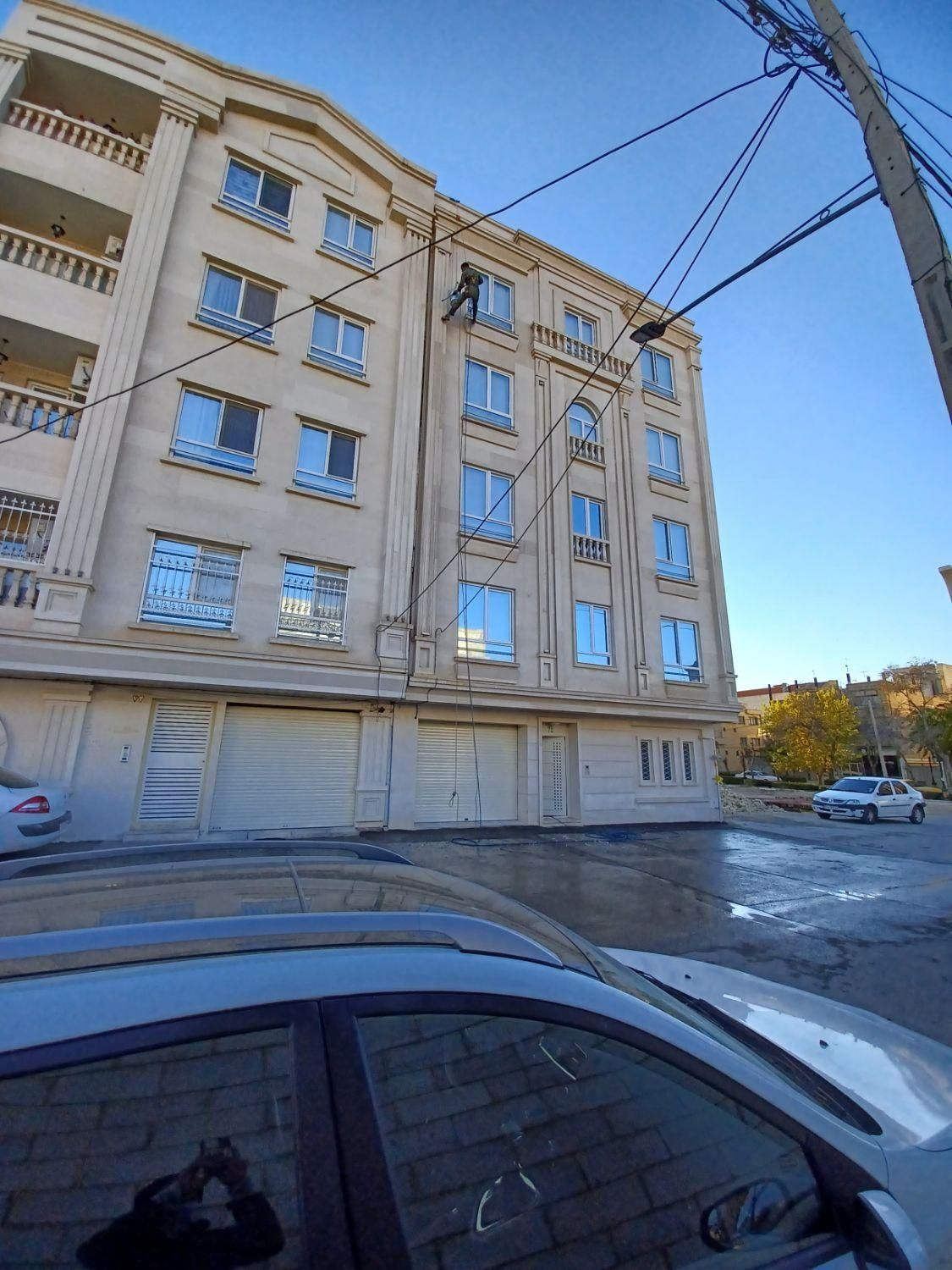 شستوشوی انواع نمای ساختمان سنگی آجر کامپوزیت شیشه|خدمات نظافت|بجنورد, |دیوار