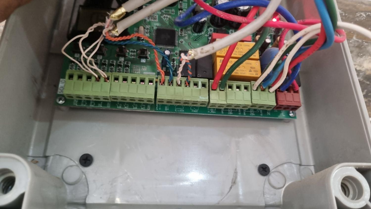 تعمیر. و نصب جک پارکینگ و آیفون تصویری|خدمات پیشه و مهارت|کرج, شاهین‌ویلا|دیوار