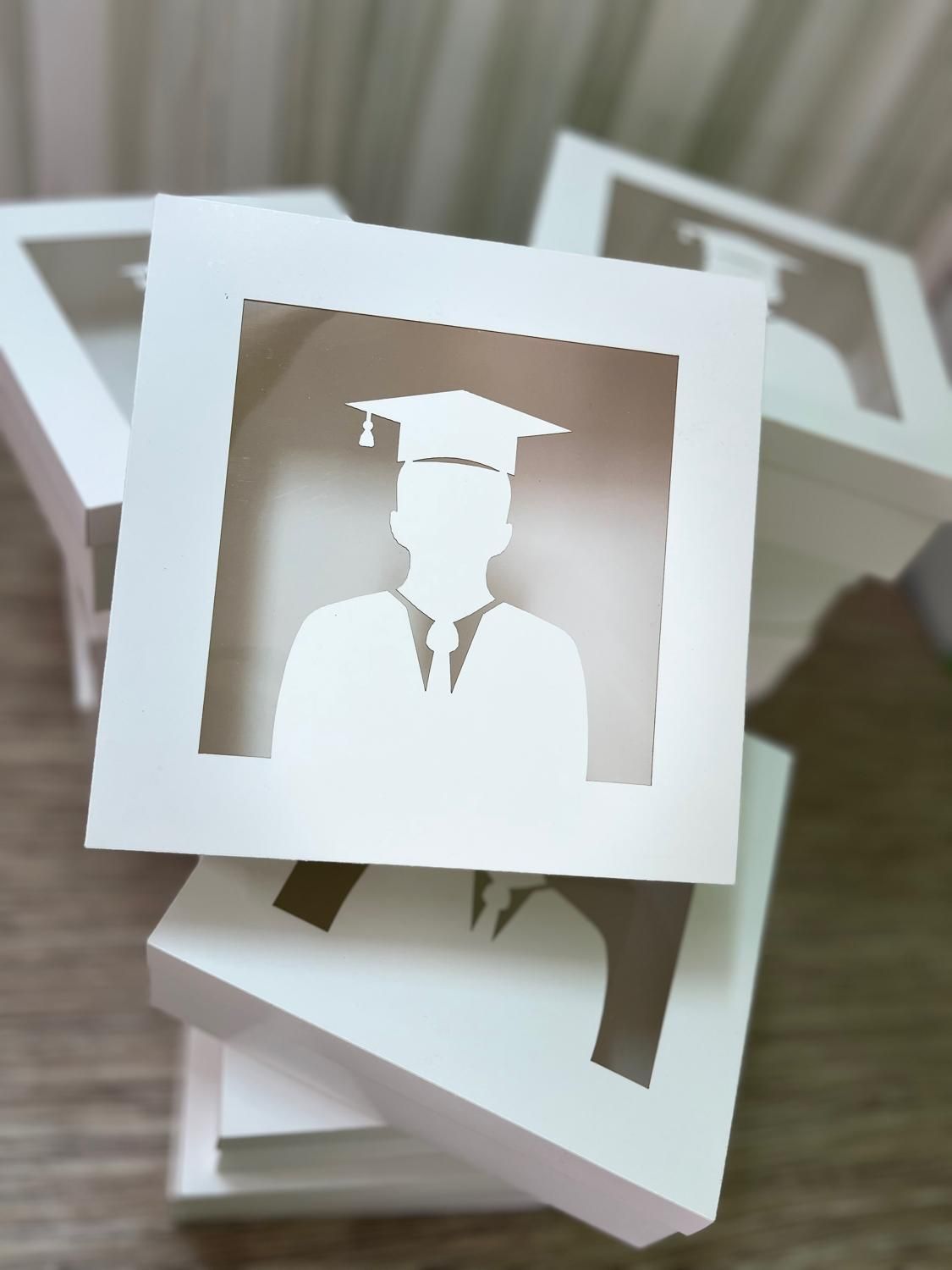 پک دفاعیه/باکس فارغ التحصیلی|صنایع دستی و سایر لوازم تزئینی|قم, باجک سه|دیوار