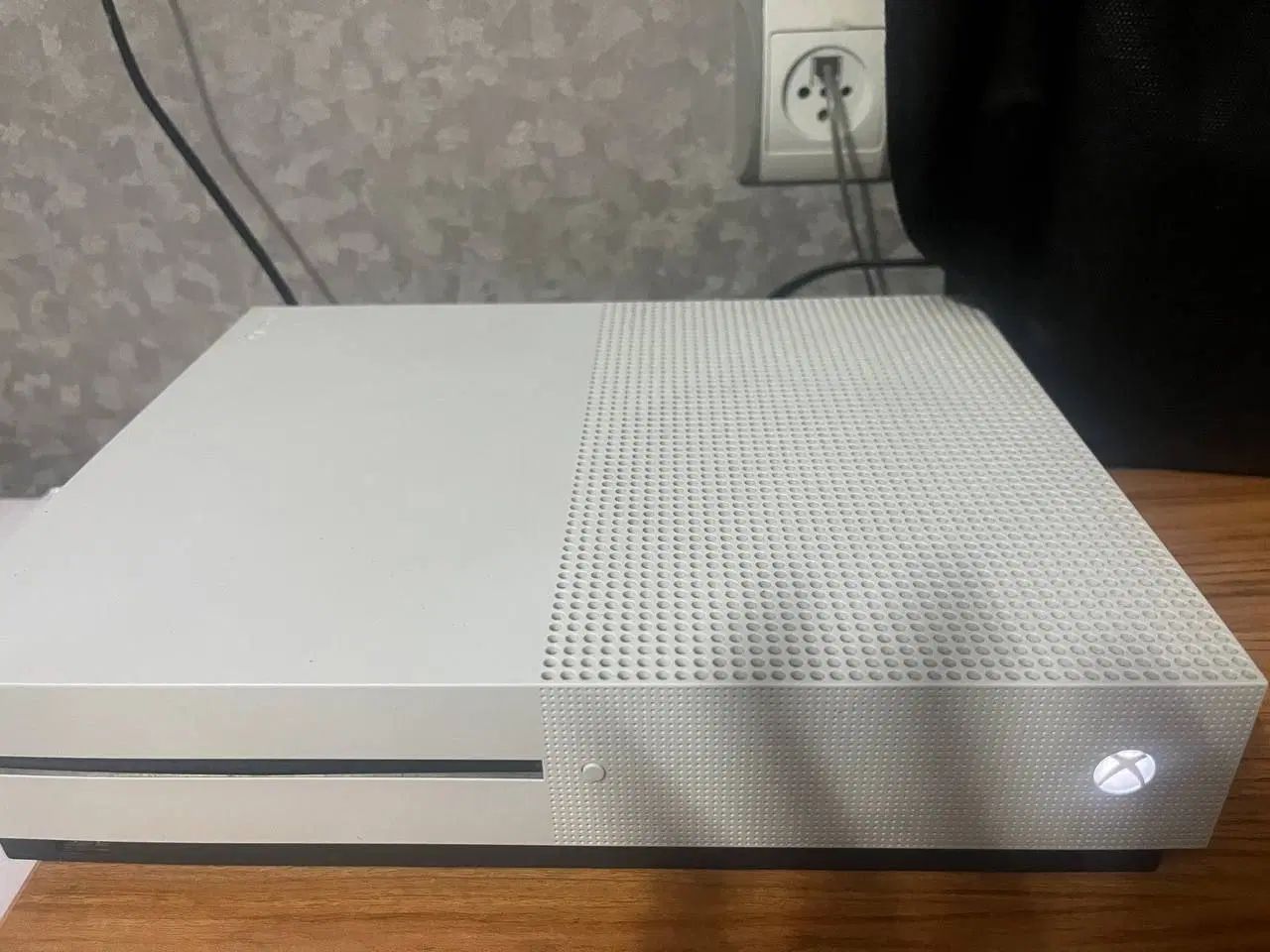 Xbox one s|کنسول، بازی ویدئویی و آنلاین|تهران, فلاح|دیوار