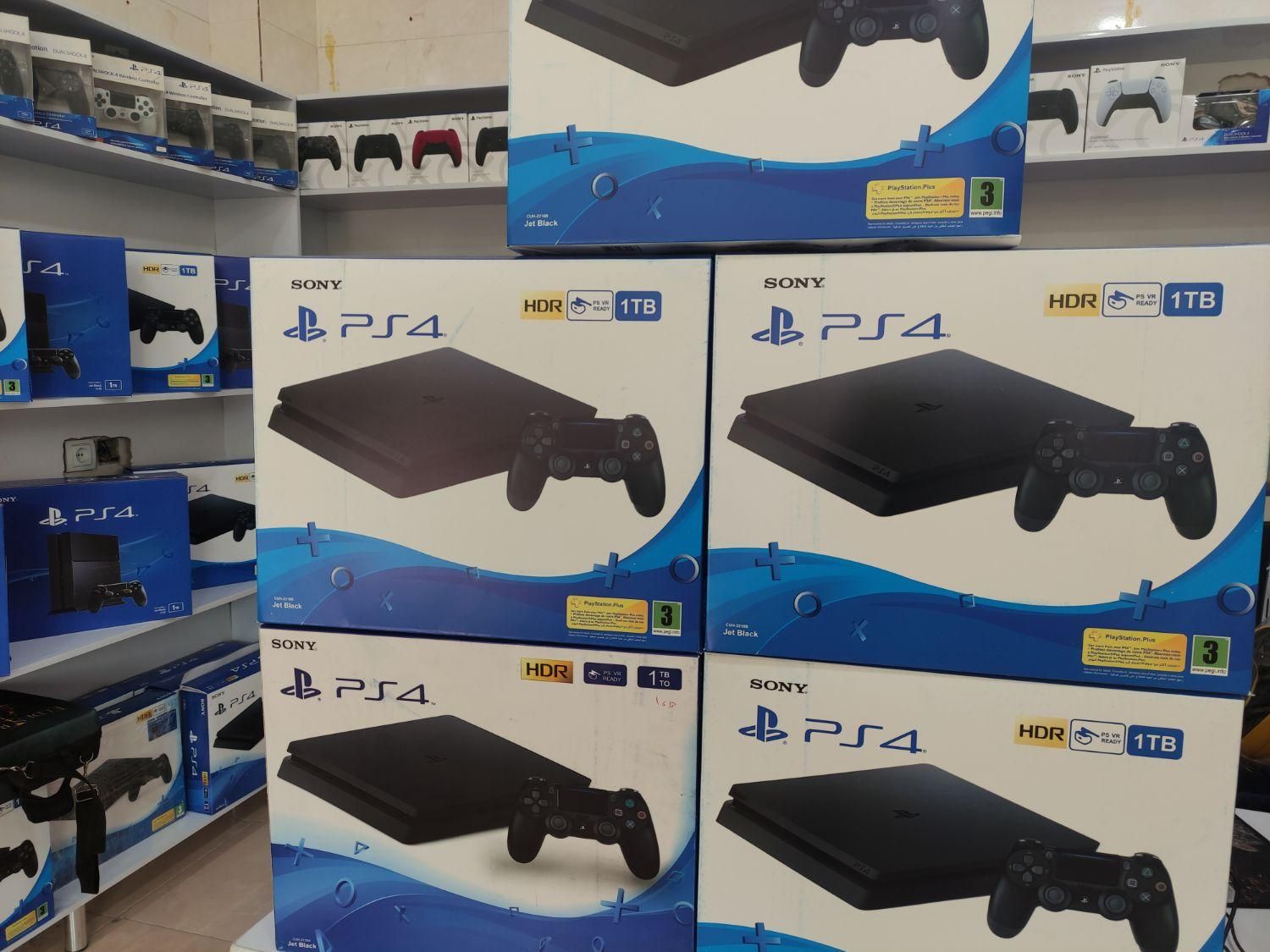 فروش ویژه PS4 اسلیم یک ترابایت + نصب بازی هدیه|کنسول، بازی ویدئویی و آنلاین|برازجان, |دیوار