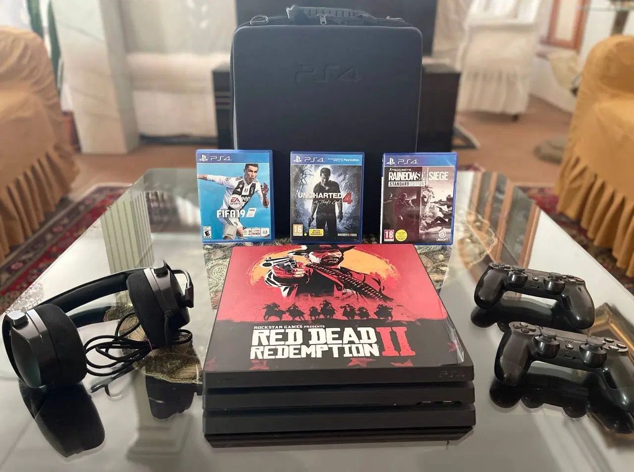 فروش ps4 pro 1tb ریجن۲ دو دسته اکانتی|کنسول، بازی ویدئویی و آنلاین|تبریز, |دیوار
