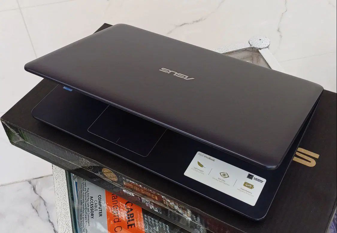 لپ تاپ دست دو ASUS مناسب کار های معمولی|رایانه همراه|نجف‌آباد, هفده شهریور|دیوار