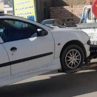یدک کش و امدادخودرو یدکش یدککش نیشابور|خدمات حمل و نقل|نیشابور, میدان حافظ|دیوار