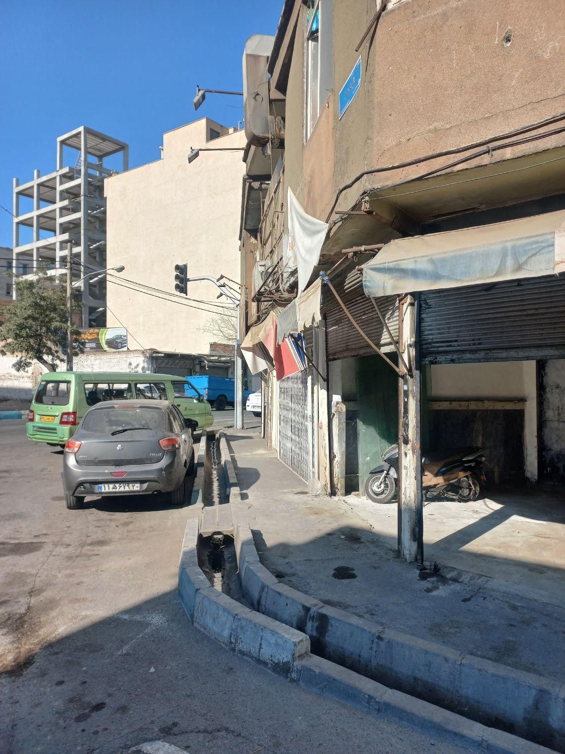 ۲۲متر مغازه بر خیابان اصلی شهید لطیفی دونبش پرتردد|اجارهٔ مغازه و غرفه|تهران, اسفندیاری|دیوار