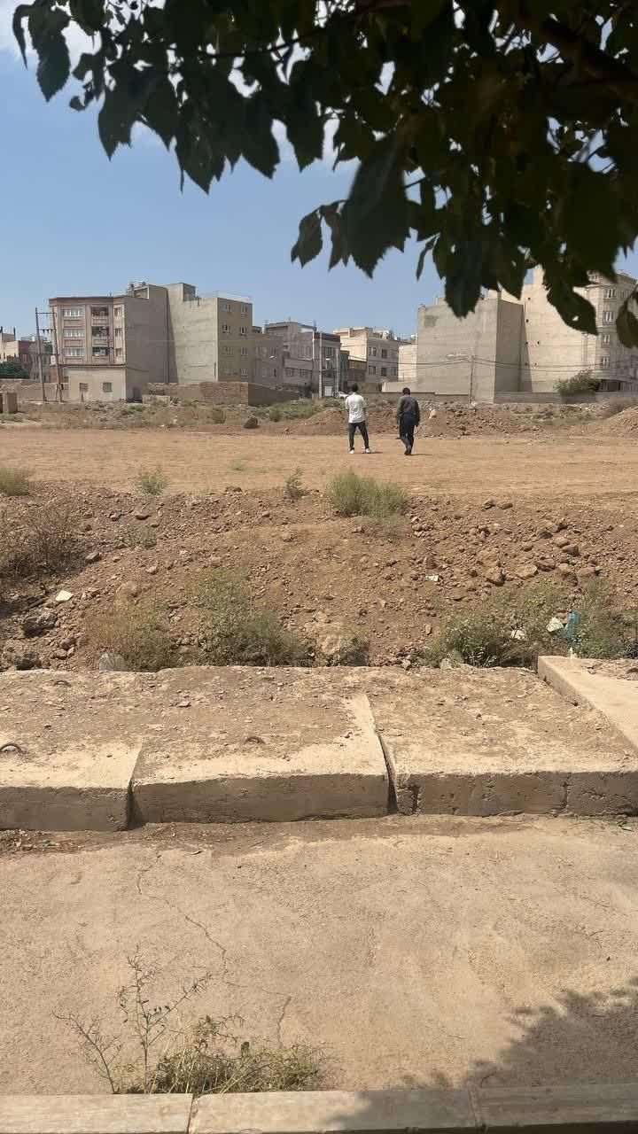 زمین بنیاد ۲۱۶ متر چهار طبقه دوازده متر بر|فروش زمین و ملک کلنگی|قم, بنیاد|دیوار