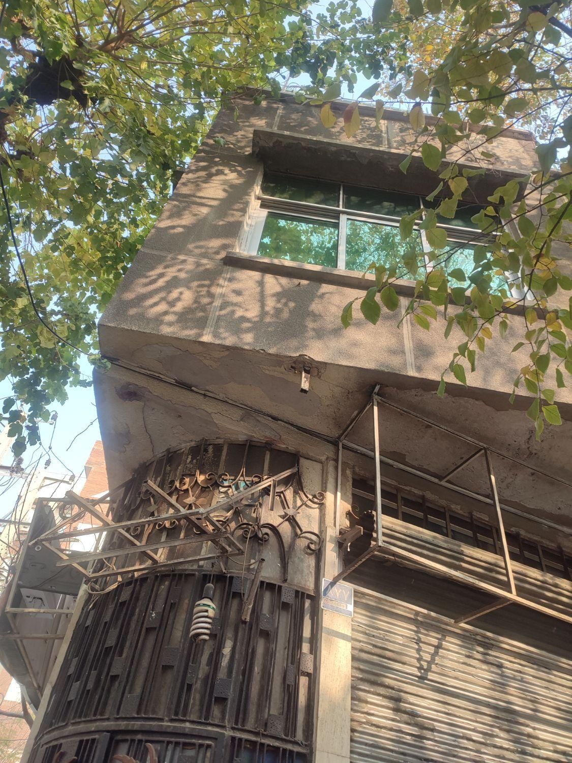 مغازه ۳۲ متر/پر تردد/ دو دهنه|فروش مغازه و غرفه|تهران, هفت چنار|دیوار