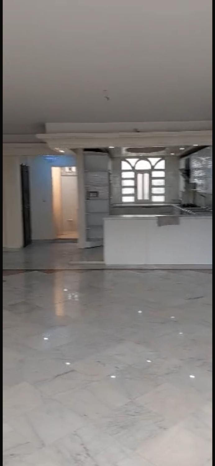 ۲۱۰متر ویلایی در ۲طبقه جنت اباد جنوبی|اجارهٔ خانه و ویلا|تهران, جنت‌آباد جنوبی|دیوار