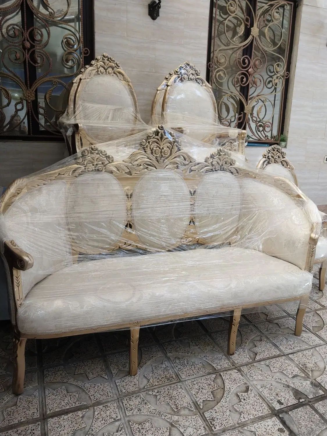 مبل ۹ نفره سلطنتی چوب راش بیرون ۱۰۰به بالاس|مبلمان خانگی و میز عسلی|تهران, خانی آباد نو جنوبی|دیوار