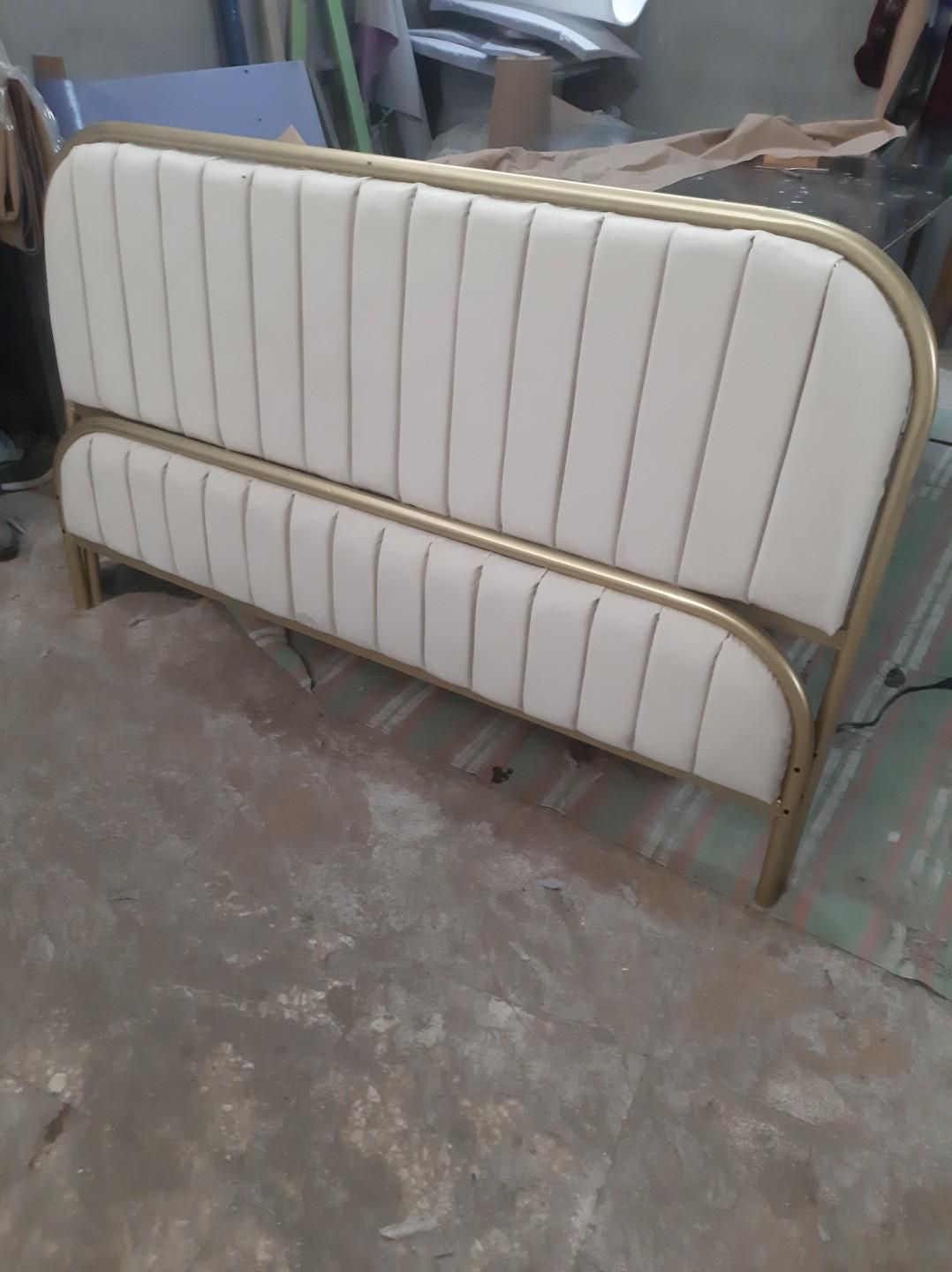 تخت دونفره کیمیا(صنایع فلزی نوری) خوشخواب|تخت و سرویس خواب|مشهد, خواجه ربیع|دیوار