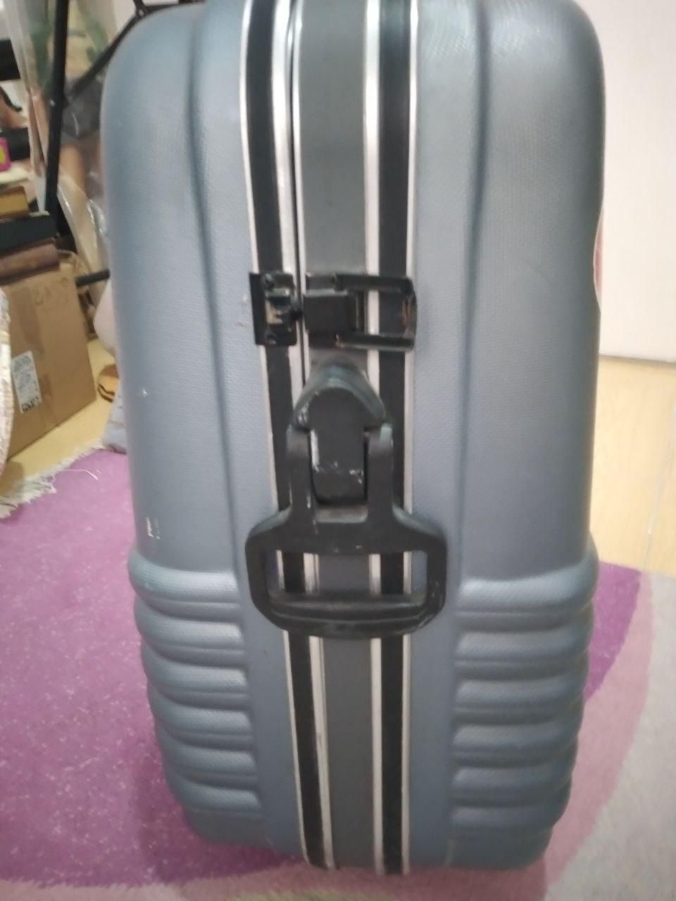 چمدان سایز بزرگ خارجی ضد ضربه وضدآب|کیف، کفش، کمربند|اندیشه, اندیشه فاز ۴|دیوار