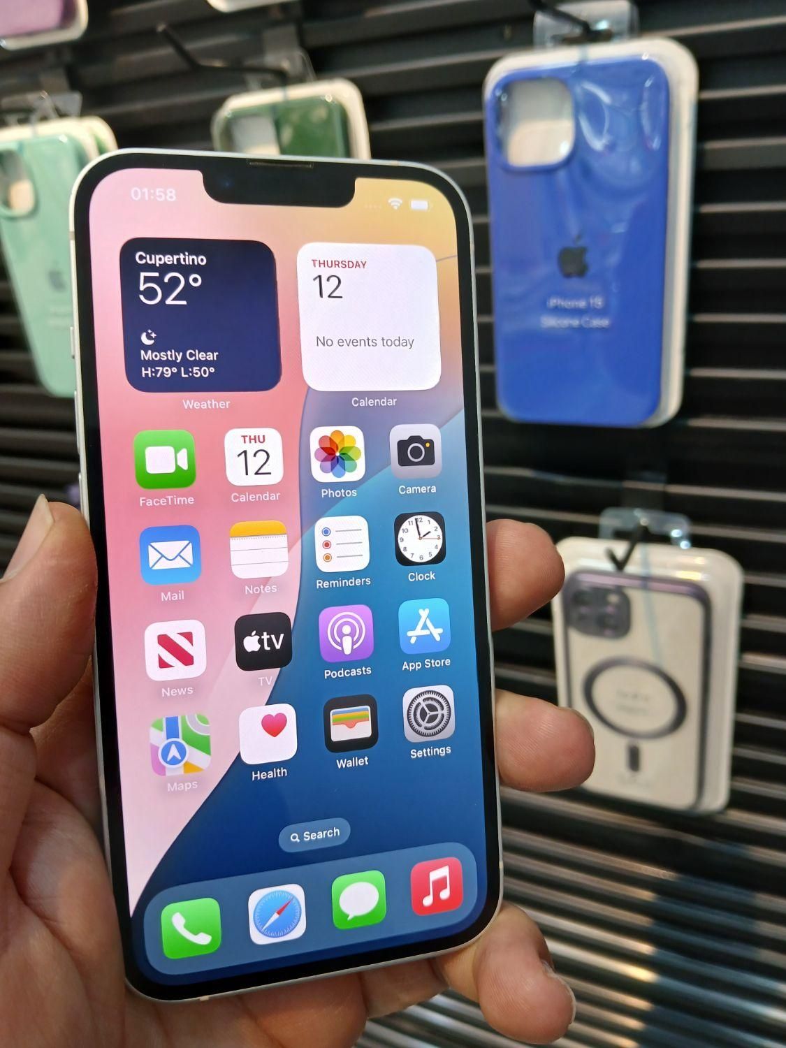 اپل iPhone 13 با حافظهٔ ۱۲۸ گیگابایت|موبایل|تهران, تهران‌سر|دیوار