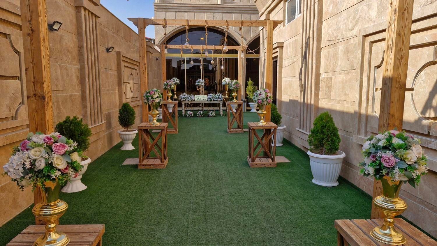 باغ تالار و عمارت آراکس، سالن عقد،تشریفات مجالس|خدمات پذیرایی، مراسم|فردیس, منظریه|دیوار