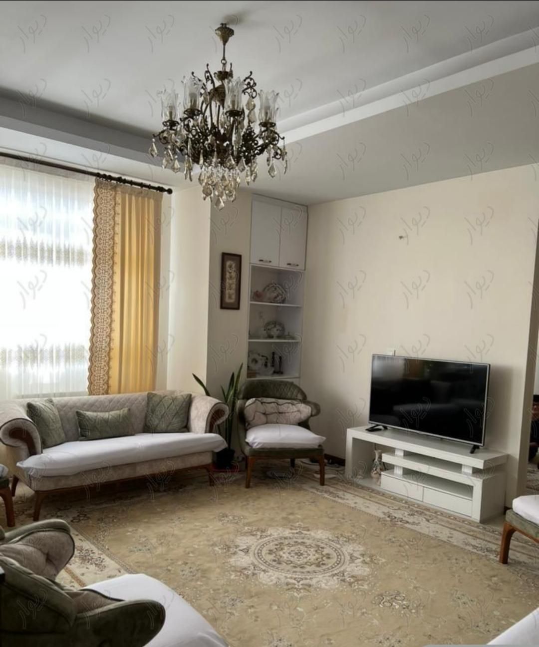 ۸۵ متر / ۲ خواب / پارکینگ غیرمزاحم / ۱۲ فروردین|فروش آپارتمان|تهران, حر|دیوار