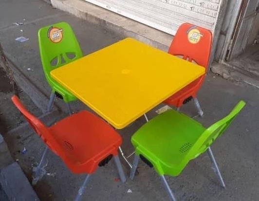 صندلی پلاستیکی غذاخوری برای رستوران کد ۳۴ مدل ناصر|میز و صندلی غذاخوری|کرج, گلشهر|دیوار