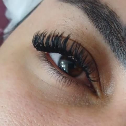خدمات اکستنشن مژه و لیفت و لمینت مژه و ابرو|خدمات آرایشگری و زیبایی|اصفهان, ناصرخسرو|دیوار
