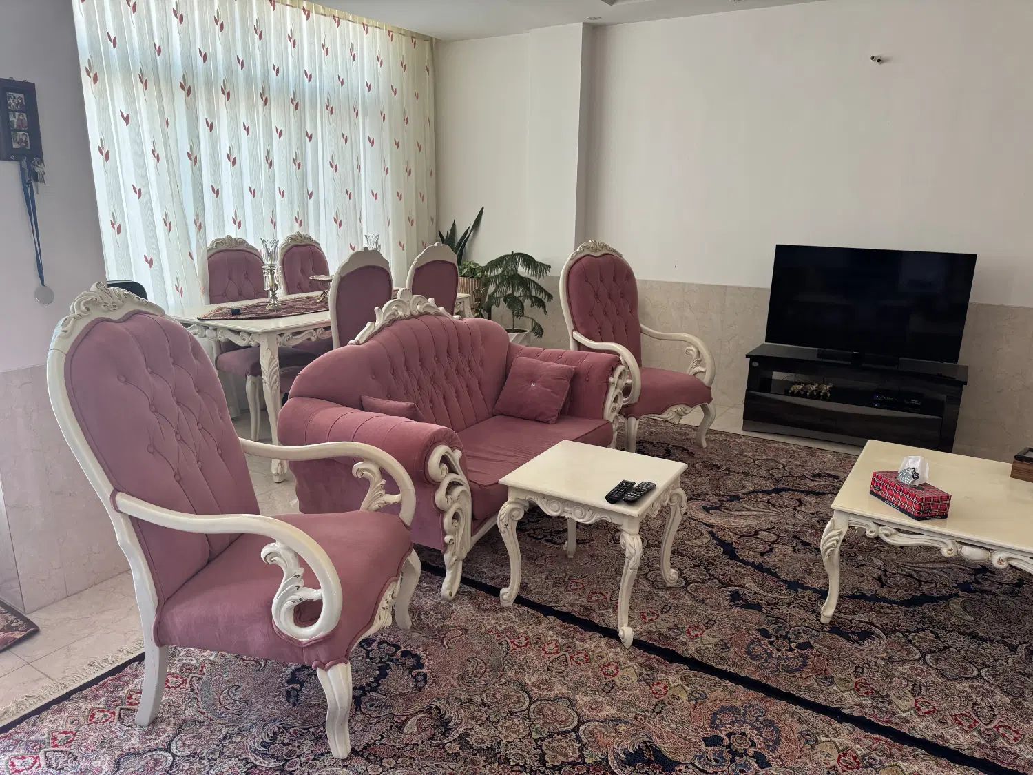 یک دست مبلمان ۷نفره با میز وعسلی و میزناهارخوری|مبلمان خانگی و میز عسلی|مبارکه, |دیوار