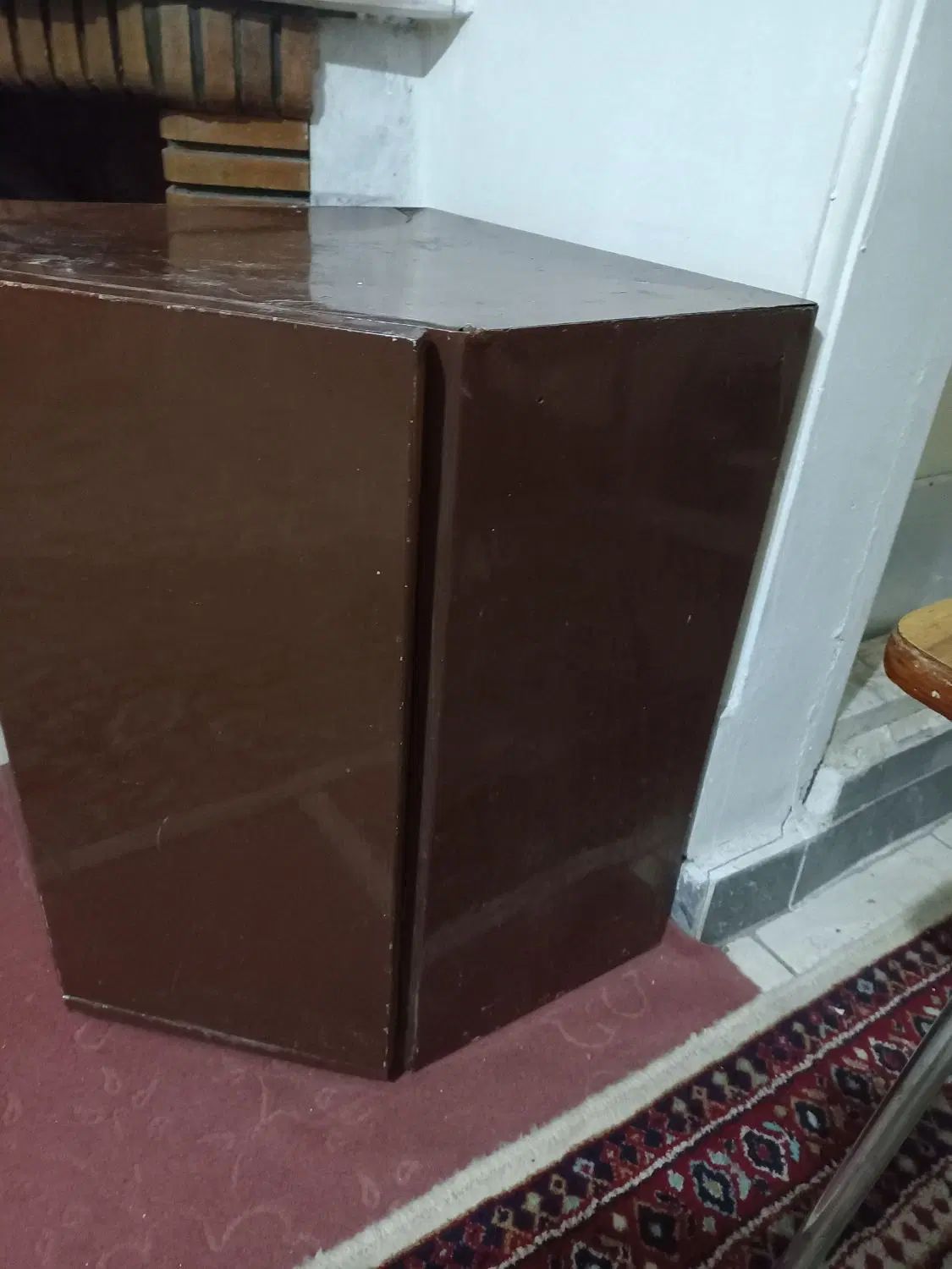 جاکفشی فلزی ورق ضخیم گالوانیزه و تعدادی وسایل|جاکفشی، کمد، دراور|کرج, کوی کارمندان جنوبی|دیوار