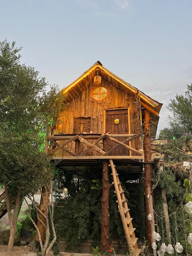 خانه درختی با جکوزی رویایی|اجارهٔ کوتاهمدت ویلا و باغ|قم, پردیسان|دیوار